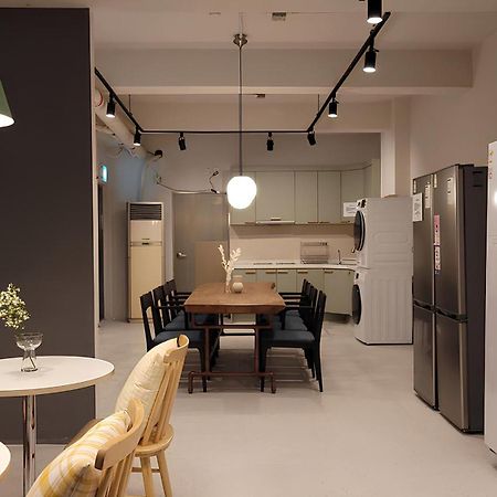 Ssh Icon Hostel Сеул Екстериор снимка